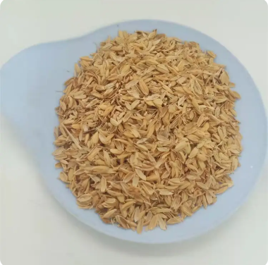 压缩稻壳牛羊猪饲料 散装养殖垫料填充规格齐全